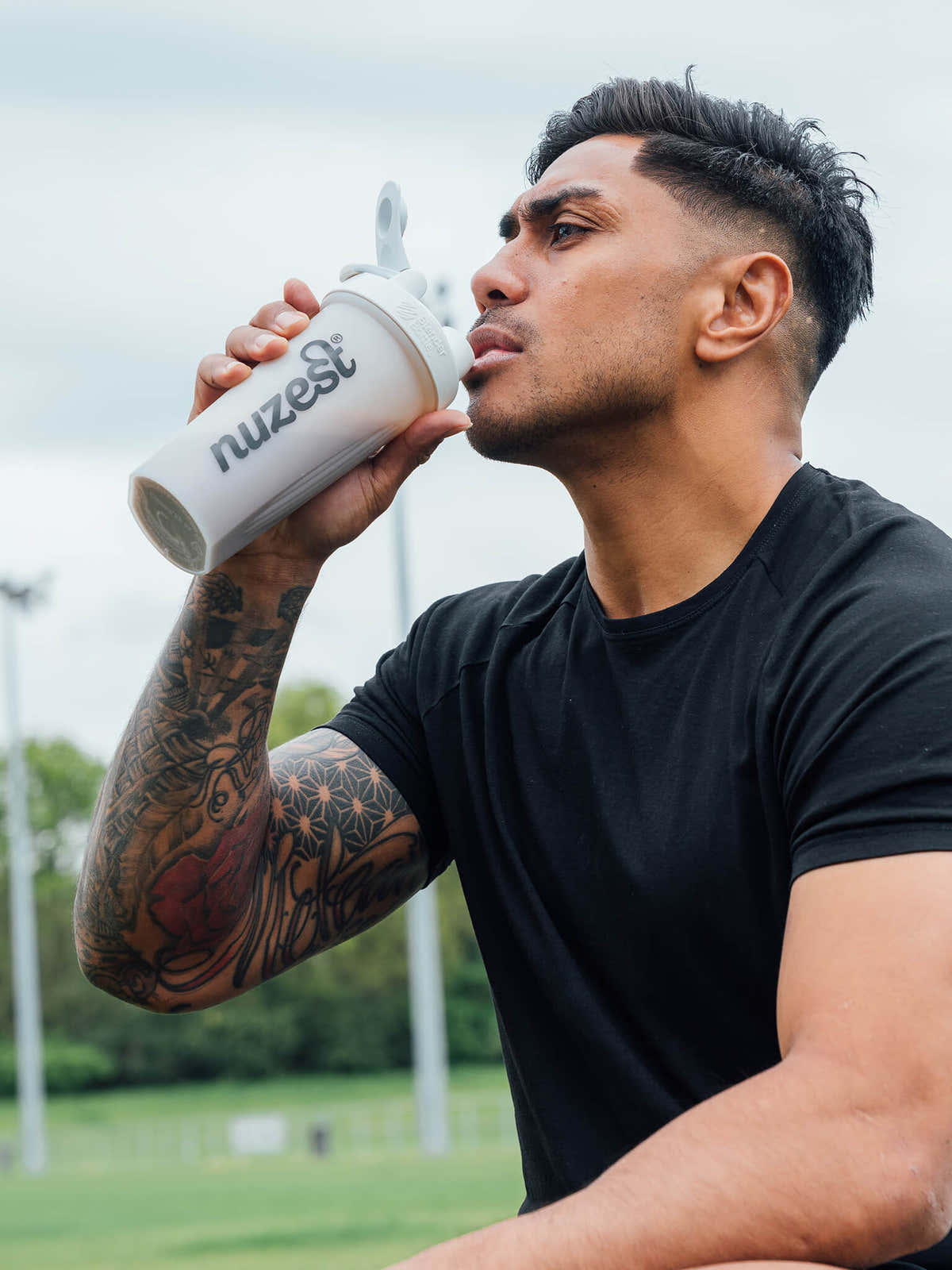 Nuzest - Nuzest BlenderBottle® Shaker - 28oz / 820ml 2